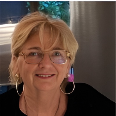 Anne Clay